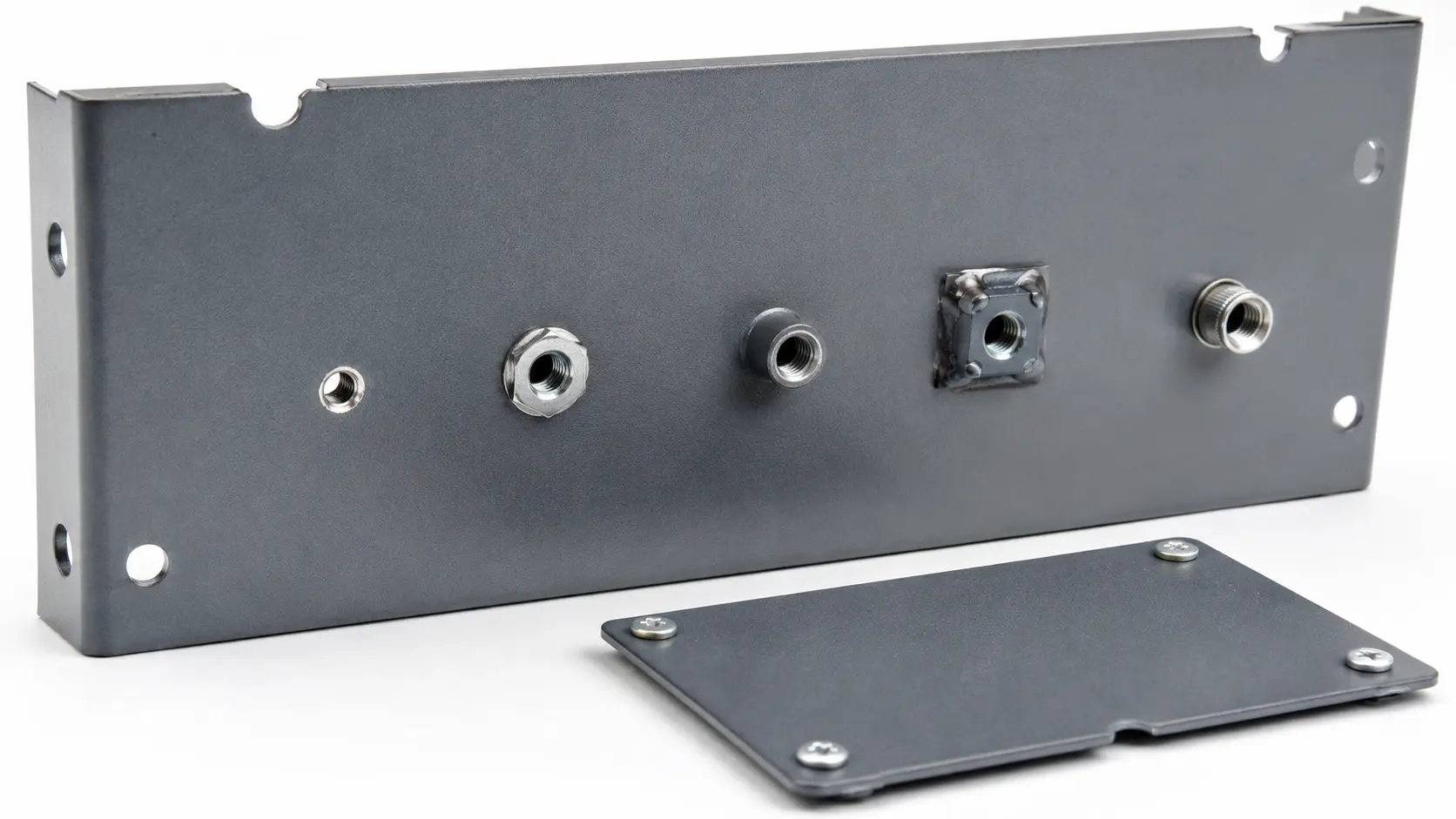 Threaded hole methods for thin sheet metal panels